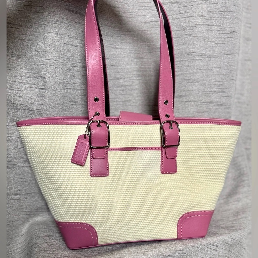 Coach NWOT 2004 Vintage - Ivory Straw & Pink Leather Tote w/ Dustbag & Care Card - Picture 3 of 15